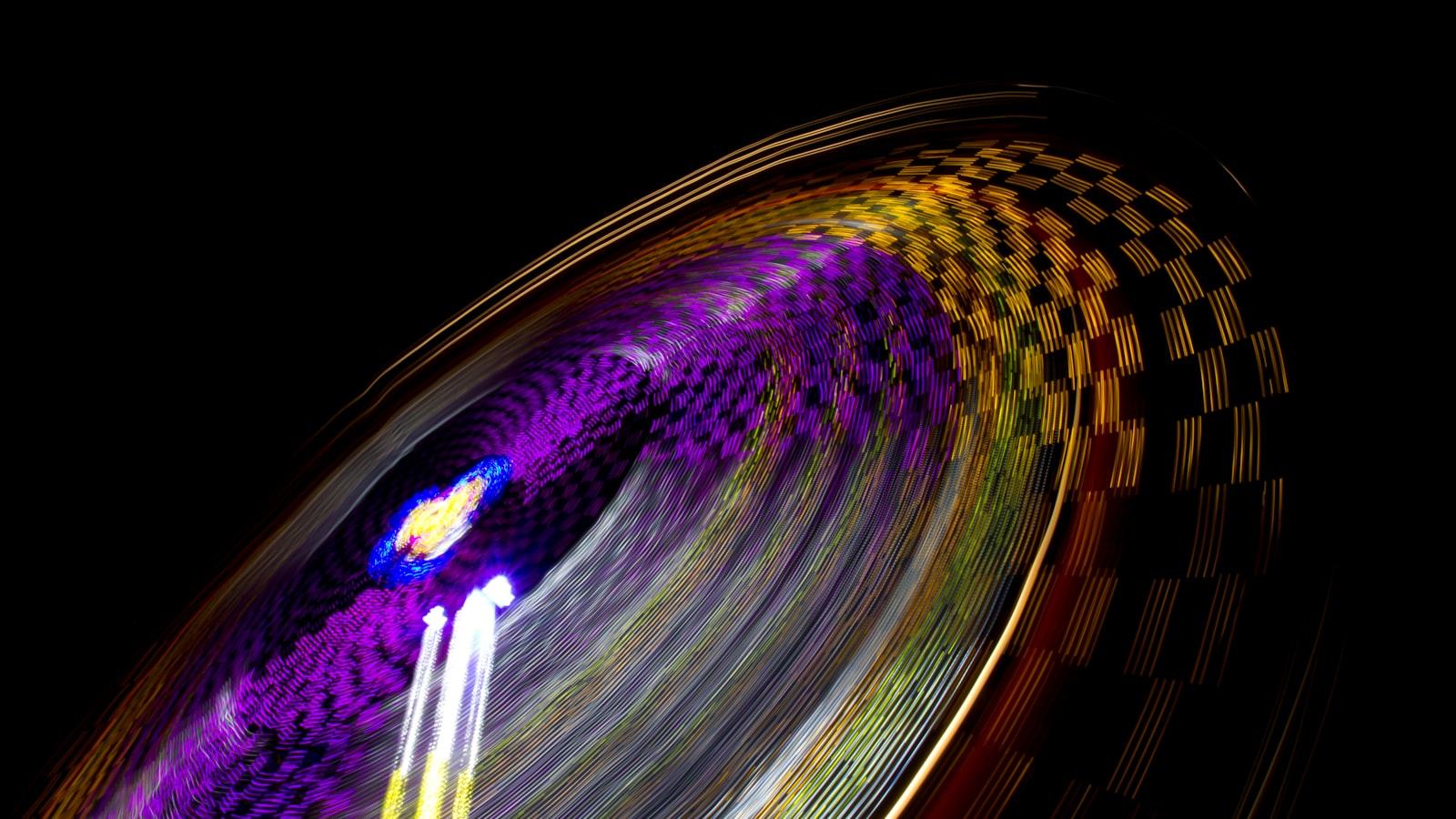 - Lengthening the‍ Spine: Gentle Stretches and Poses for Back ⁢Pain