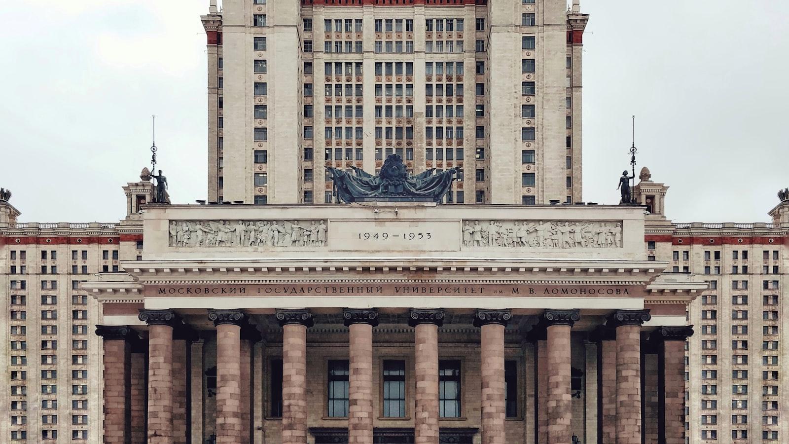 Cultivating ‍Mindfulness and Emotional Well-being through‍ Chair Yoga