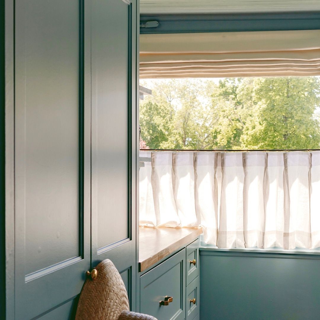 Dining room makeover with TWOPAGES inverted box pleat curtains